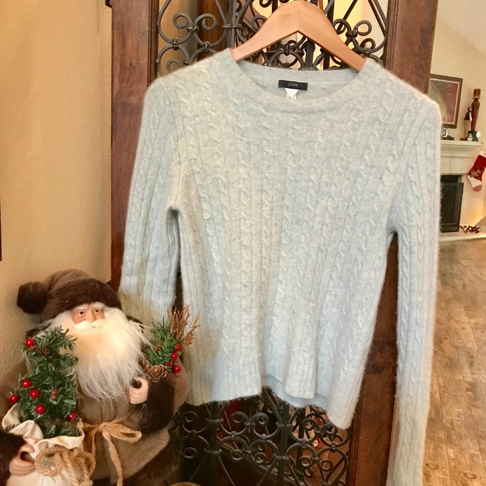❄️❄️❄️J.CREW blue sweater, soft size L fits S/M